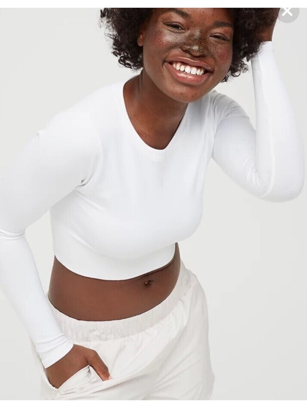 Offline by Aerie White Long Sleeve Crewneck Seamless Cropped Top Size Large NWT